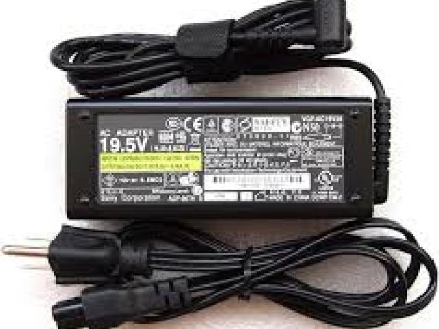 19.5V 4.7A 90W Laptop Adaptor price in coimbatore