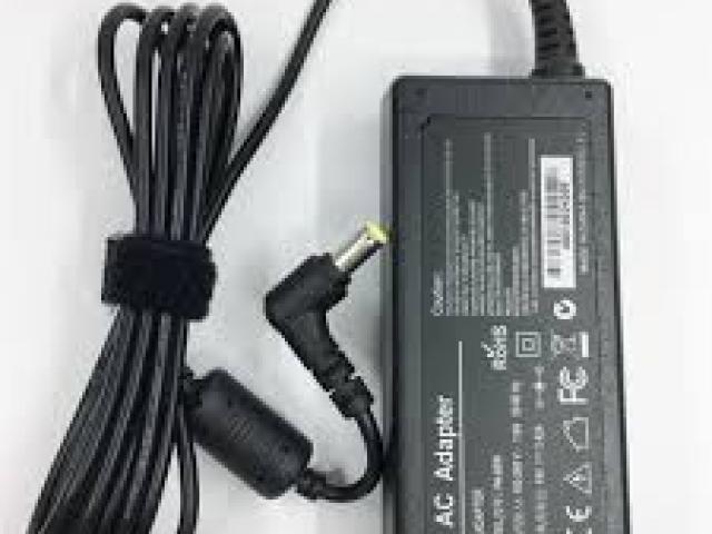 19V 3.42A 65W Laptop Adaptor price in coimbatore